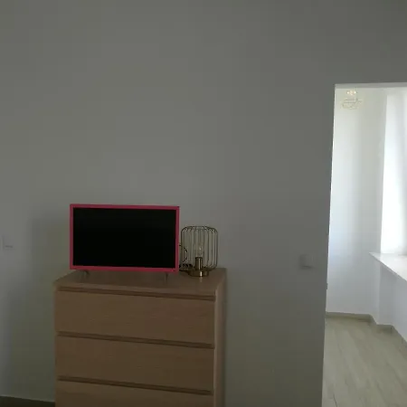 Flat Femina Street Apartment *