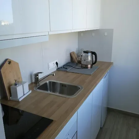 Apartment Flat Femina Street