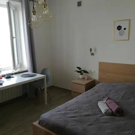 Flat Femina Street Warsaw