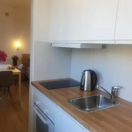 Flat Femina Street Apartman Varsó